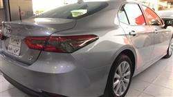 تۆیۆتا کامری